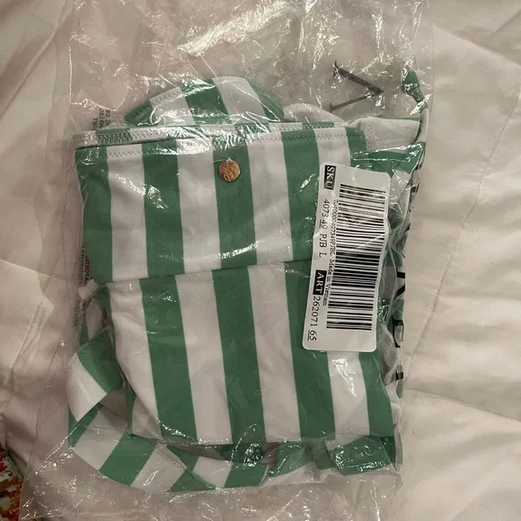 Victoria’s Secret bikini with green and white stripes NWT Size M - Picture 8 of 10